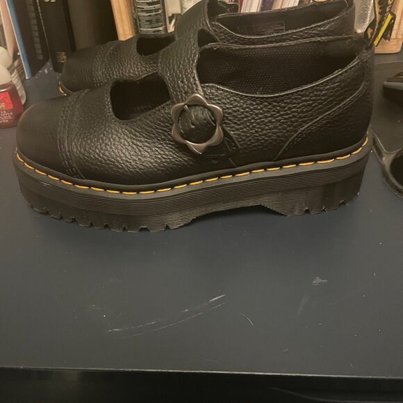 Doc Martens (Dr. Martens) Mary Jane Flower Buckle Black Size 9 (41) - Picture 4 of 7